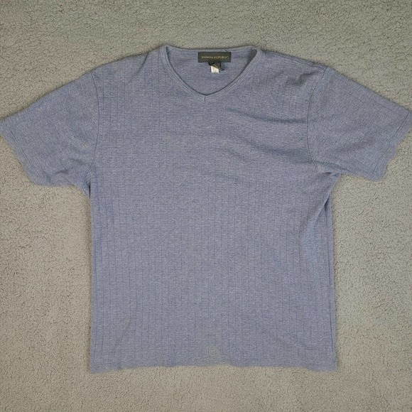 Banana Republic T-Shirt Mens‎ Medium Blue V-Neck Striped Short Sleeve - Picture 1 of 11